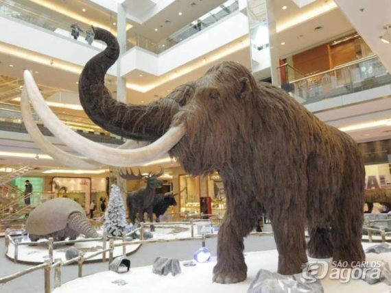 Região | Os Gigantes da Era do Gelo estão em exposição em shopping de Araraquara